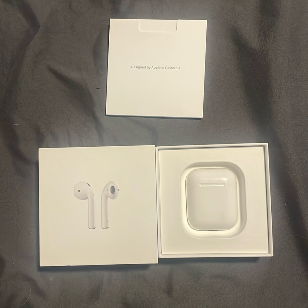 AirPods 1st gen